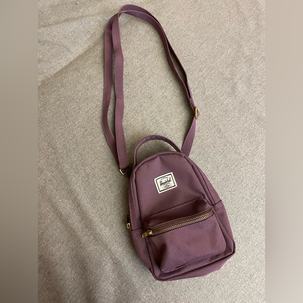 Herschel Nova Mini Crossbody